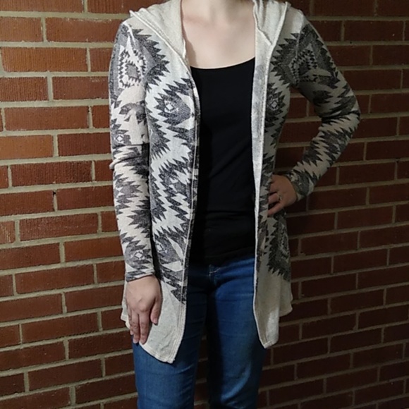 Moa Moa Cardigan sweater with hood - Picture 1 of 3